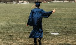 Goldman Sachs' pay is booming as it adds thousands of juniors