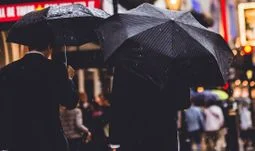 Morning Coffee: The US private equity firm hiring $400k bankers in London. Junior finance professionals crippled by uncertainty