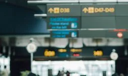 Why I wouldn't leave Hong Kong for a finance job in Singapore