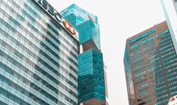Laid-off HSBC Singapore staff will have “no problems” getting new jobs