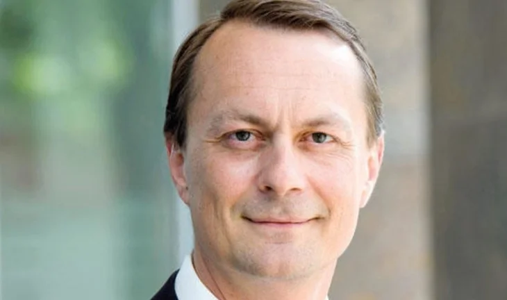 Morning Coffee: The Deutsche Bank managing director who fell in love with a PA. Morgan Stanley trader's loss