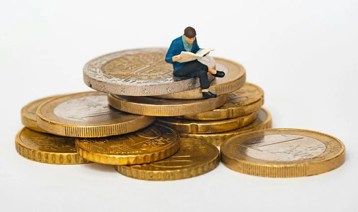 Graduates from French Grandes écoles look underpaid alongside elite UK and US peers