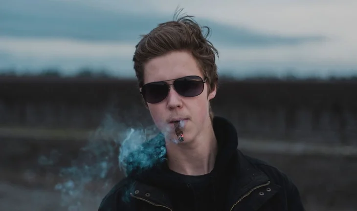 Morning Coffee: Infuriating semi-retired 28-year-old crypto millionaires. Amazon succumbs to salary inflation too