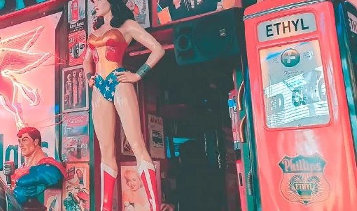 Women in banking are either portrayed negatively or as 'superwomen'