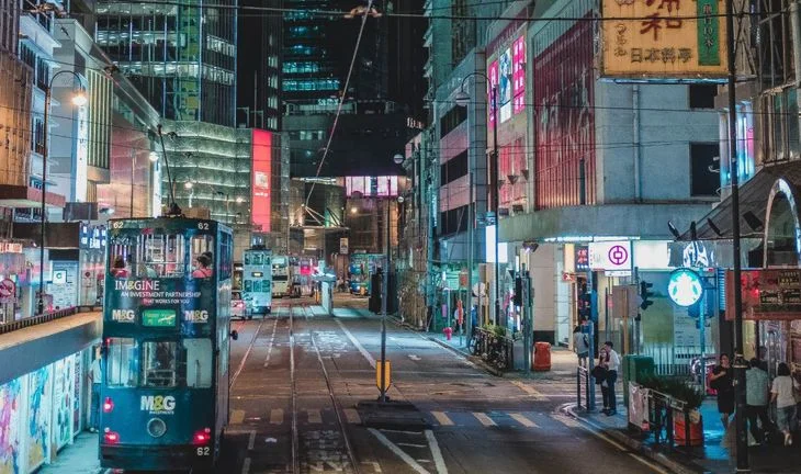 Covid-19 爆發期間中資銀行持續招聘人手，但您會否考慮加入他們？