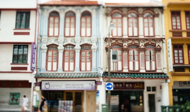 Hedge funds to fire up Singapore hiring, but Hong Kong jobs remain intact for now