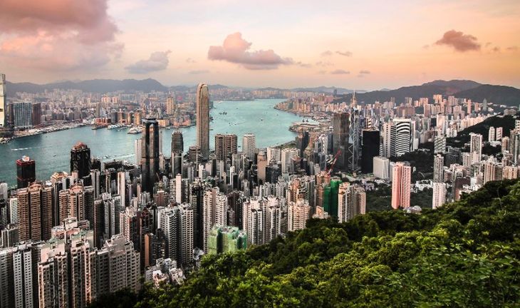 Why junior bankers prefer Hong Kong to New York (and London)