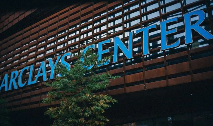 Barclays is cutting junior bankers: “It’s very scary right now.”