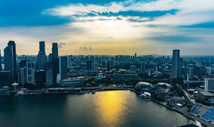 Deutsche hiring in Singapore as private bank expands