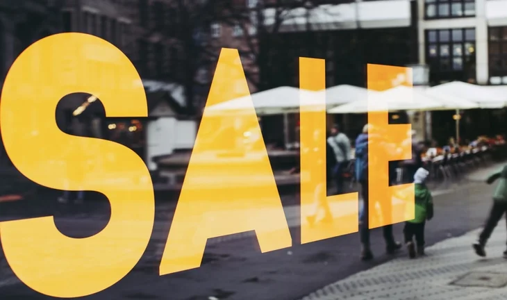Sale sign 